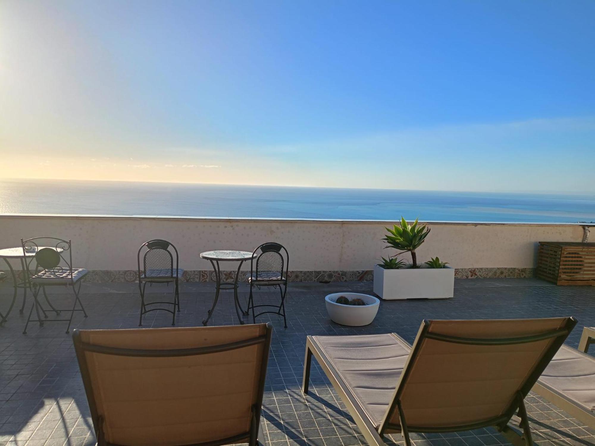Taormina Center Private Apartments By Fragranza Di Sicilia Exterior photo
